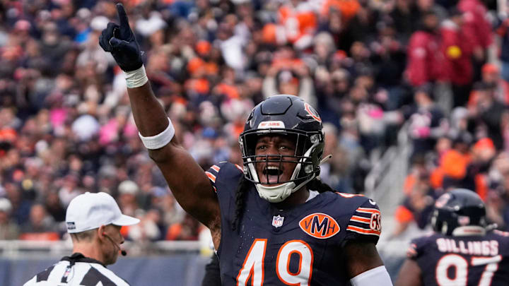 Chicago Bears middle linebacker Tremaine Edmunds 