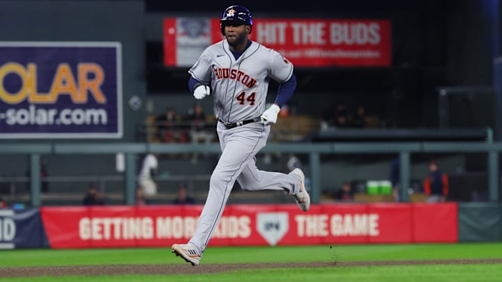 Yordan Álvarez fue figura para los Astros en la serie de playoffs contra los Mellizos