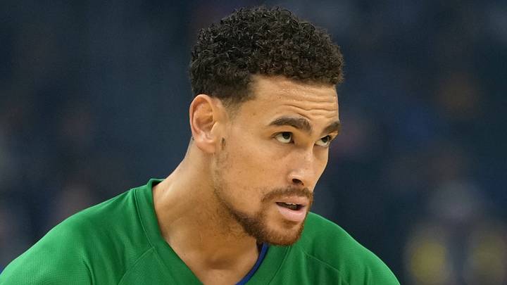 Dallas Mavericks, Dwight Powell