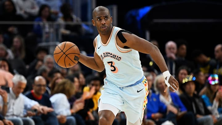 Chris Paul puede cambiar a Spurs por Lakers