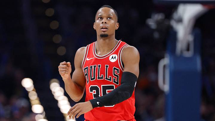 Mar 27, 2026; Oklahoma City, Oklahoma, USA; Chicago Bulls forward Isaac Okoro (35) gestures after scoring against the Oklahoma City Thunder during the first quarter at Paycom Center. Mandatory Credit: Alonzo Adams-Imagn Images