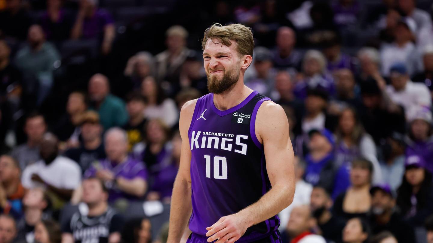 Underrated Target Emerges for Kings Amid Domantas Sabonis Tr