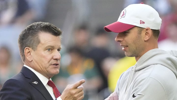 Arizona Cardinals owner Michael Bidwill talks with head coach Jonathan Gannon before playing against the New York Jets at State Farm Stadium in Glendale on Nov. 10, 2024.