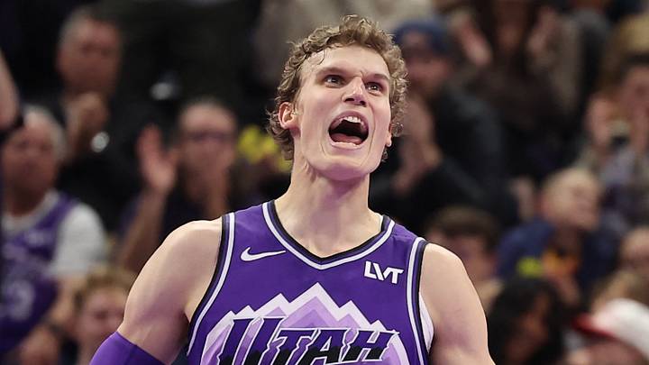 Nov 17, 2023; Salt Lake City, Utah, USA; Utah Jazz forward Lauri Markkanen (23) reacts to a play against the Phoenix Suns in the second quarter at Delta Center. Mandatory Credit: Rob Gray-USA TODAY Sports Nov 17, 2023; Salt Lake City, Utah, USA; Utah Jazz forward Lauri Markkanen (23) reacts to a play against the Phoenix Suns in the second quarter at Delta Center. Mandatory Credit: Rob Gray-USA TODAY Sports