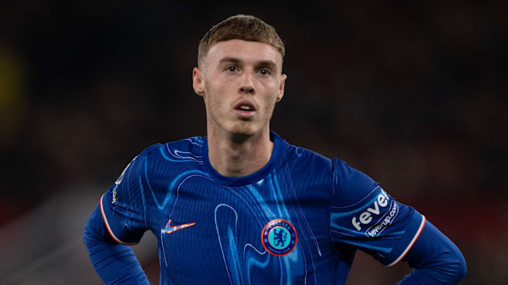 Cole Palmer is carrying a knock