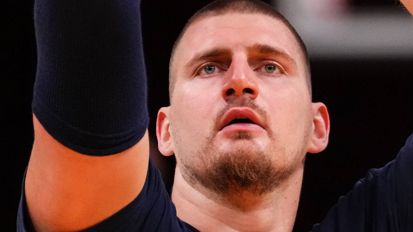 Nuggets' Jokic to be Reevaluated After Knee Injury
