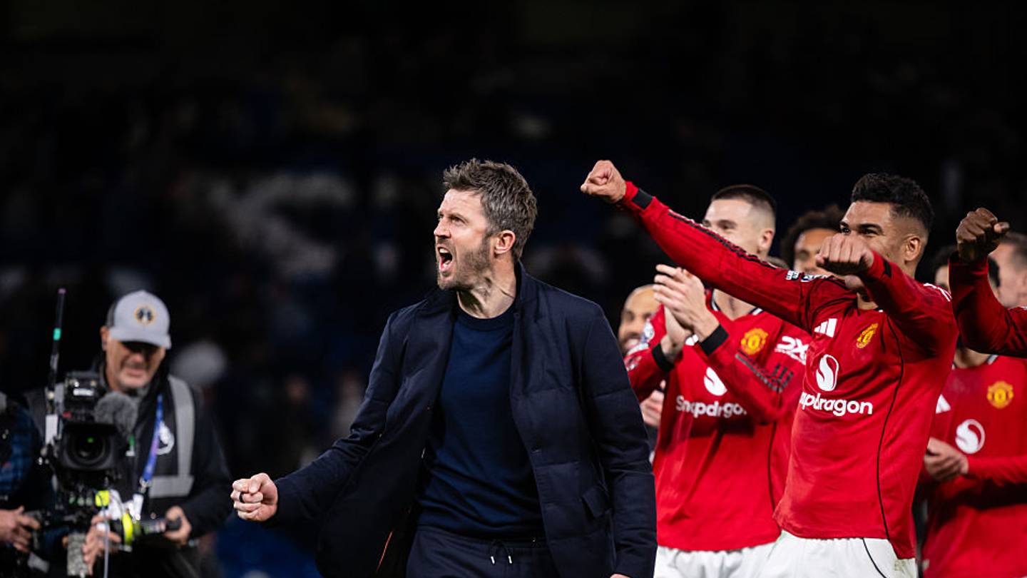 Man Utd Handed Huge Kobbie Mainoo Boost to Extend Unrivaled 89-Year Record