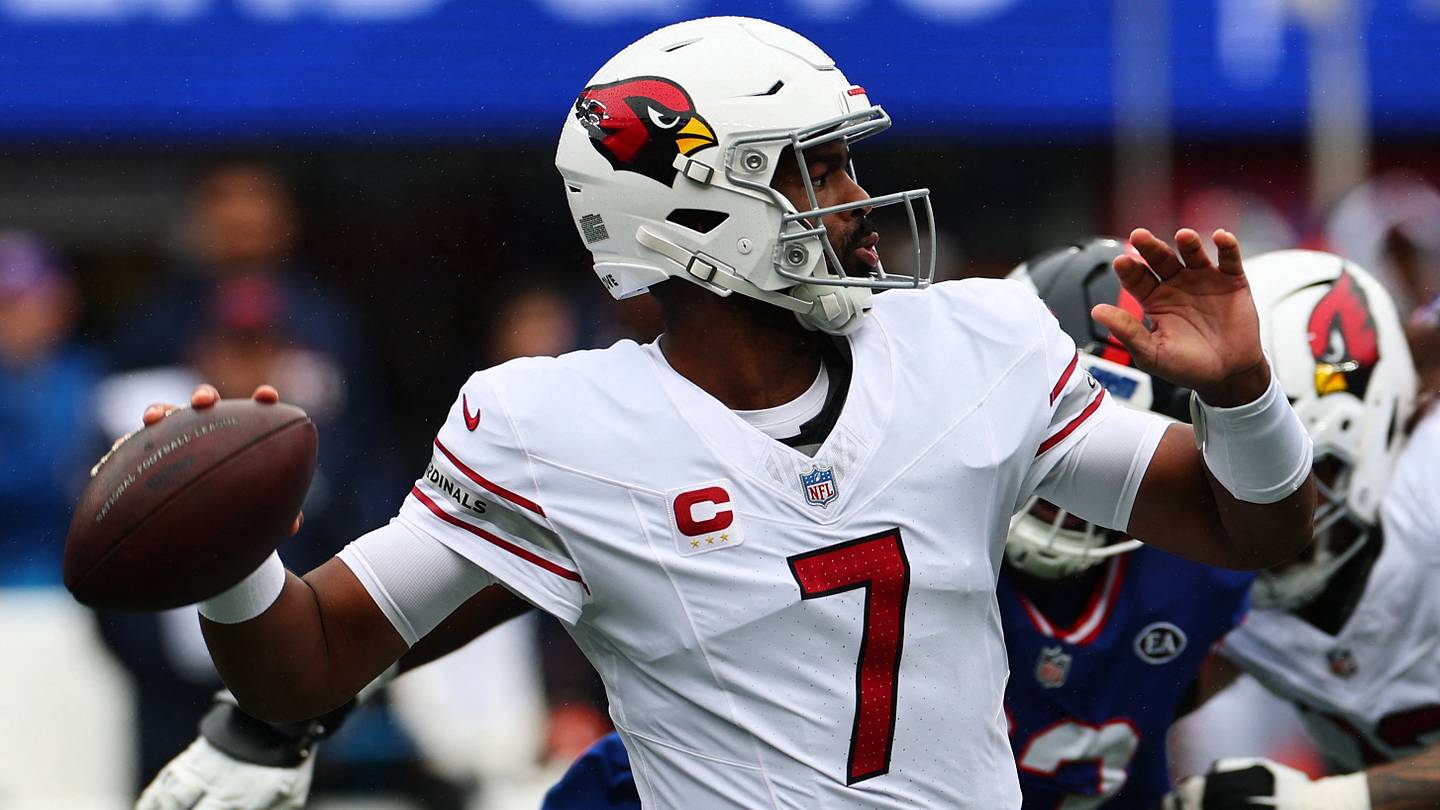 Social Media Reacts: Cardinals Fans Growing Restless After Giants Loss