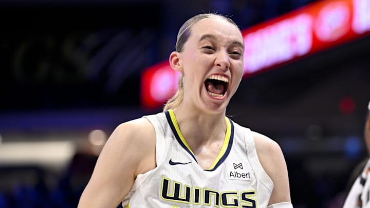 Sep 11, 2025; Arlington, Texas, USA; Dallas Wings guard Paige Bueckers (5) celebrates after the game against the Phoenix Mercury at College Park Center. Mandatory Credit: Jerome Miron-Imagn Images Sep 11, 2025; Arlington, Texas, USA; Dallas Wings guard Paige Bueckers (5) celebrates after the game against the Phoenix Mercury at College Park Center. Mandatory Credit: Jerome Miron-Imagn Images