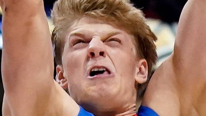 Apparently, college basketball is a "dumbed-down" version of the NBA, so says one Florida Gator Apparently, college basketball is a "dumbed-down" version of the NBA, so says one Florida Gator