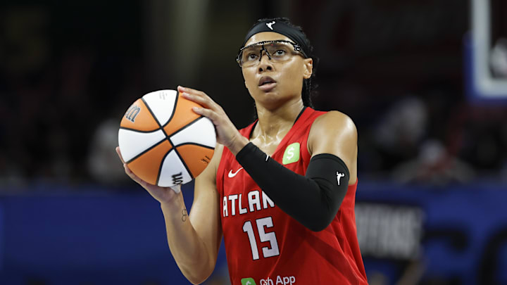 Aug 7, 2025; Chicago, Illinois, USA; Atlanta Dream guard Allisha Gray (15) shoots a free throw against the Chicago Sky during the second half at Wintrust Arena. Mandatory Credit: Kamil Krzaczynski-Imagn Images Aug 7, 2025; Chicago, Illinois, USA; Atlanta Dream guard Allisha Gray (15) shoots a free throw against the Chicago Sky during the second half at Wintrust Arena. Mandatory Credit: Kamil Krzaczynski-Imagn Images