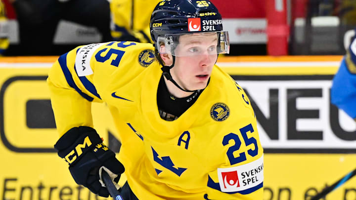 Sweden v Kazakhstan: Group B - 2025 IIHF World Junior Championship