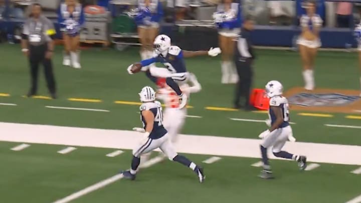 George Pickens came up huge for the Cowboys on Thanksgiving.