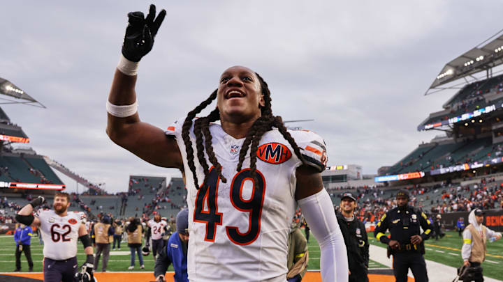 Nov 2, 2025; Cincinnati, Ohio, USA; Chicago Bears linebacker Tremaine Edmunds (49) acknowledges the crowd after defeating the Chicago Bears in the fourth quarter at Paycor Stadium. Mandatory Credit: Joseph Maiorana-Imagn Images