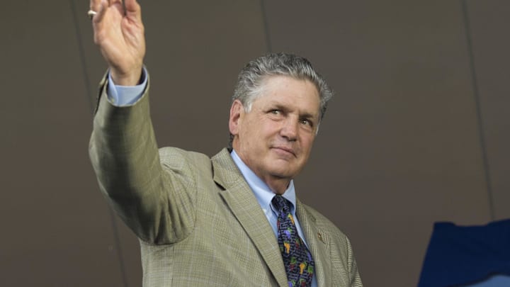 Jul 26, 2015; Cooperstown, NY, USA; Hall of Famer Tom Seaver waves to the crowd after being introduced during the Hall of Fame Induction Ceremonies at Clark Sports Center. Mandatory Credit: Gregory J. Fisher-Imagn Images Jul 26, 2015; Cooperstown, NY, USA; Hall of Famer Tom Seaver waves to the crowd after being introduced during the Hall of Fame Induction Ceremonies at Clark Sports Center. Mandatory Credit: Gregory J. Fisher-Imagn Images