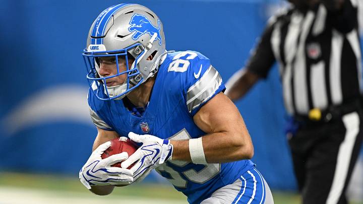 Detroit Lions wide receiver Tom Kennedy (85) returns a kick against the Washington Commanders 