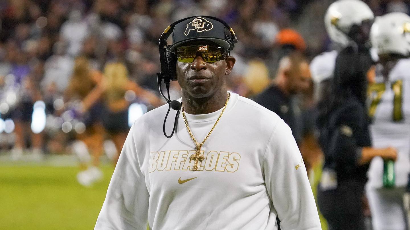 Colorado's Deion Sanders Enters Race For No. 1 Defensive Line Recruit
