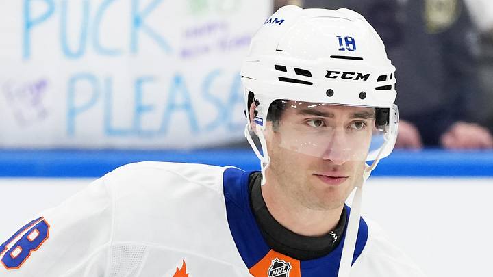 Dec 31, 2024; Toronto, Ontario, CAN; New York Islanders left wing Pierre Engvall (18) skates during the warmup before a game against the Toronto Maple Leafs at the Scotiabank Arena. Mandatory Credit: Nick Turchiaro-Imagn Images Dec 31, 2024; Toronto, Ontario, CAN; New York Islanders left wing Pierre Engvall (18) skates during the warmup before a game against the Toronto Maple Leafs at the Scotiabank Arena. Mandatory Credit: Nick Turchiaro-Imagn Images