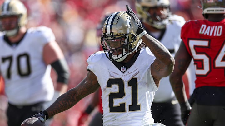 New Orleans Saints running back Jamaal Williams (21) reacts after a play against the Tampa Bay Buccaneers 