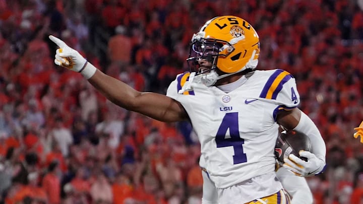 LSU Tigers cornerback Mansoor Delane celebrates a play against the Clemson Tigers at Memorial Stadium. 