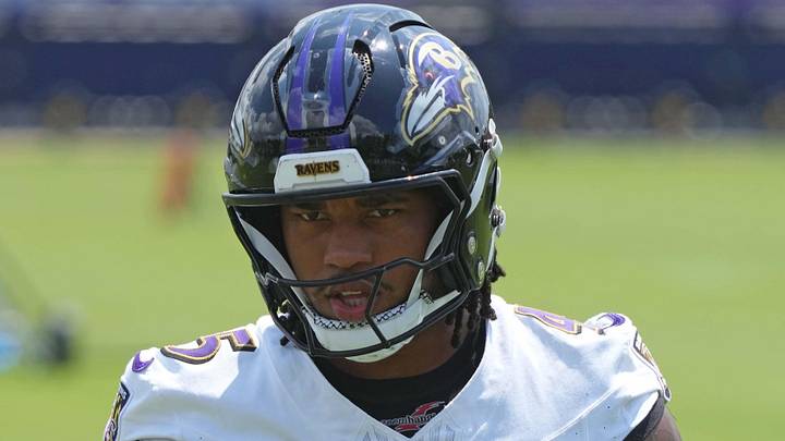 Baltimore Ravens linebacker Mike Green