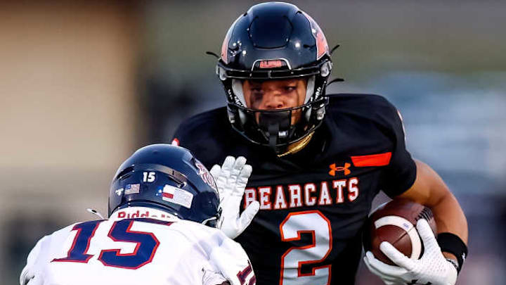 Aledo survived a scare, scoring late touchdown to beat Denton Billy Ryan and extend its record district winning streak to 131 games.