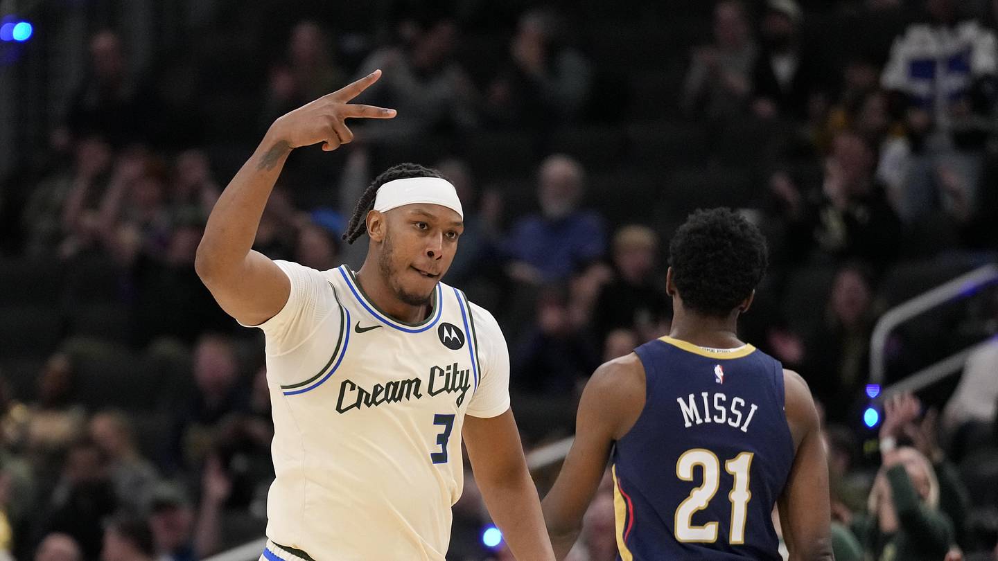 Pelicans Target Myles Turner After Bucks Trade Giannis