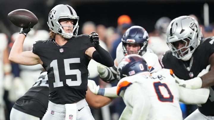 Dec 7, 2025; Paradise, Nevada, USA; Las Vegas Raiders quarterback Kenny Pickett (15) throws downfield against the Denver Broncos during the second half at Allegiant Stadium. Mandatory Credit: Stephen R. Sylvanie-Imagn Images Dec 7, 2025; Paradise, Nevada, USA; Las Vegas Raiders quarterback Kenny Pickett (15) throws downfield against the Denver Broncos during the second half at Allegiant Stadium. Mandatory Credit: Stephen R. Sylvanie-Imagn Images