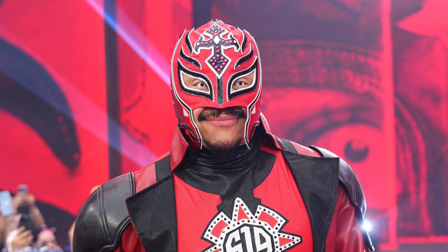 AAA Noche de Los Grandes Results [6/6/26]: Rey Mysterio Addr