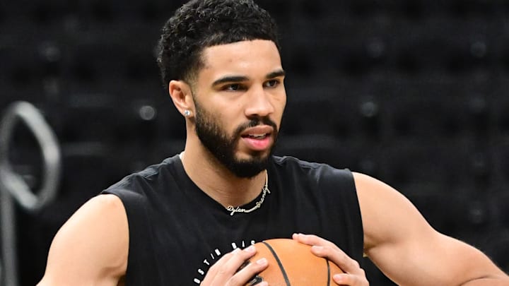 Apr 3, 2026; Milwaukee, Wisconsin, USA; Boston Celtics forward Jayson Tatum (0) warms up before the game against the Milwaukee Bucks at Fiserv Forum. Mandatory Credit: Benny Sieu-Imagn Images Apr 3, 2026; Milwaukee, Wisconsin, USA; Boston Celtics forward Jayson Tatum (0) warms up before the game against the Milwaukee Bucks at Fiserv Forum. Mandatory Credit: Benny Sieu-Imagn Images