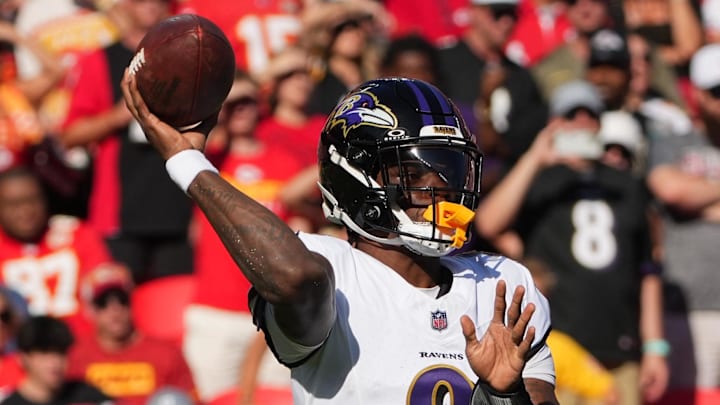 Baltimore Ravens quarterback Lamar Jackson throws a pass during the second quarter against the Kansas City Chiefs. Baltimore Ravens quarterback Lamar Jackson throws a pass during the second quarter against the Kansas City Chiefs.