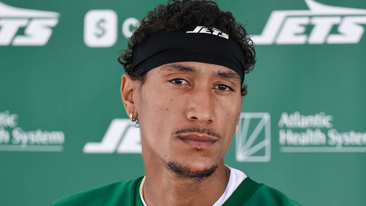 Jul 24, 2025; Florham Park, NY, USA; New York Jets wide receiver Josh Reynolds (83) speaks to the media during training camp at Atlantic Health Jets Training Center. Mandatory Credit: John Jones-Imagn Images Jul 24, 2025; Florham Park, NY, USA; New York Jets wide receiver Josh Reynolds (83) speaks to the media during training camp at Atlantic Health Jets Training Center. Mandatory Credit: John Jones-Imagn Images