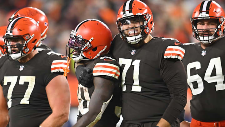 Oct 21, 2021; Cleveland, Ohio, USA; Cleveland Browns running back D'Ernest Johnson (30) celebrates