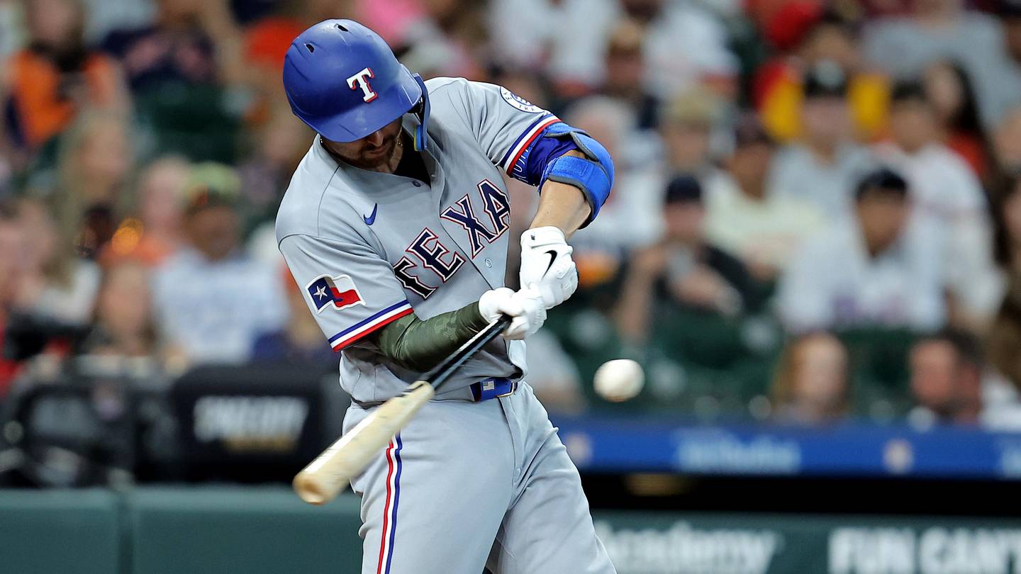 Rangers Catcher Finds Hot Streak at Plate After Calendar Turns to June