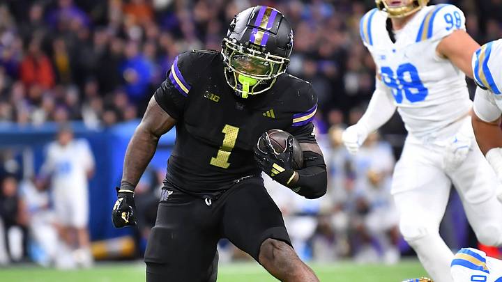 November 15, 2024: Washington Huskies running back Jonah Coleman (1) during the NCAA, College League, USA Football game between the UCLA Bruins and the Washington Huskies in Seattle, Washington.