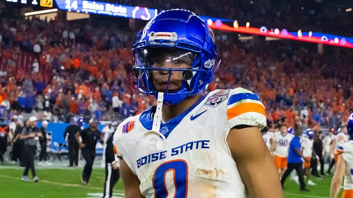 Boise State Broncos safety Ty Benefield (0) against the Penn State Nittany Lions during the Fiesta Bowl at State Farm Stadium Boise State Broncos safety Ty Benefield (0) against the Penn State Nittany Lions during the Fiesta Bowl at State Farm Stadium