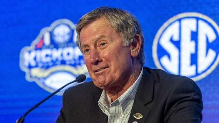 Steve Spurrier believes Tennessee should have hosted Ohio State in the College Football Playoff. Steve Spurrier believes Tennessee should have hosted Ohio State in the College Football Playoff.