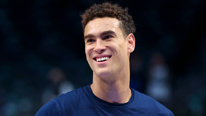 Dallas Mavericks, Dwight Powell
