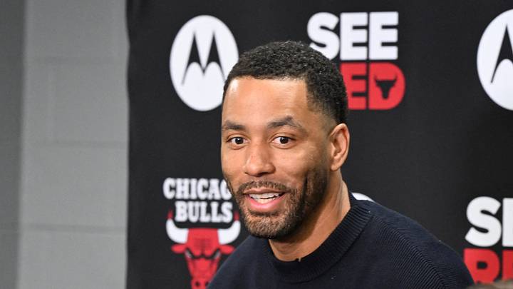 Sep 28, 2026; Chiacgo, Il, USA; Chicago Bulls Executive Vice President - Basketball Operations Bryson Graham, left, speaks during media day. Mandatory Credit: Matt Marton-Imagn Images Sep 28, 2026; Chiacgo, Il, USA; Chicago Bulls Executive Vice President - Basketball Operations Bryson Graham, left, speaks during media day. Mandatory Credit: Matt Marton-Imagn Images