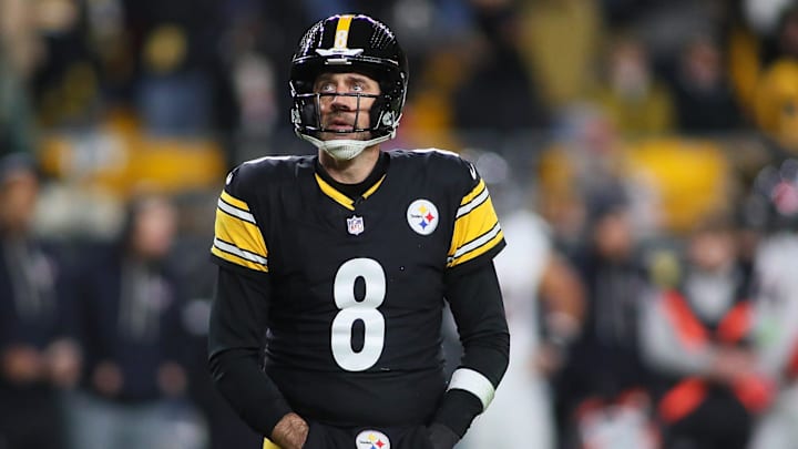 Pittsburgh Steelers quarterback Aaron Rodgers (8) looks on after being sacked during the first half of the NFL Wild Card game against the Houston Texans at Acrisure Stadium in Pittsburgh, PA on January 12, 2026.