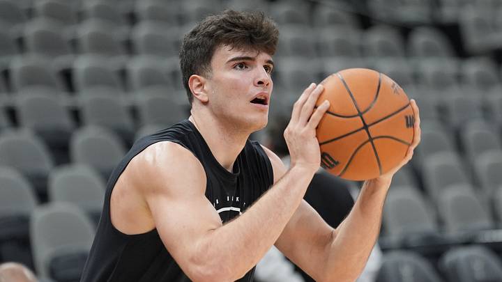 Mar 10, 2026; San Antonio, Texas, USA; Boston Celtics guard Hugo Gonzalez (28) warms up before a game against the San Antonio Spurs at Frost Bank Center. Mandatory Credit: Daniel Dunn-Imagn Images Mar 10, 2026; San Antonio, Texas, USA; Boston Celtics guard Hugo Gonzalez (28) warms up before a game against the San Antonio Spurs at Frost Bank Center. Mandatory Credit: Daniel Dunn-Imagn Images