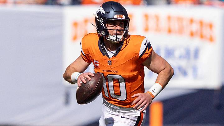 NFL, American Football Herren, USA 2026: Jaguars Vs Broncos SEP 20 Sep 20, 2026 Denver Broncos quarterback Bo Nix 10 scrambles during the game between the Denver Broncos and Jacksonville Jaguars in Denver, CO, USA at Empower Field at Mile High. NFL, American Football Herren, USA 2026: Jaguars Vs Broncos SEP 20 Sep 20, 2026 Denver Broncos quarterback Bo Nix 10 scrambles during the game between the Denver Broncos and Jacksonville Jaguars in Denver, CO, USA at Empower Field at Mile High.