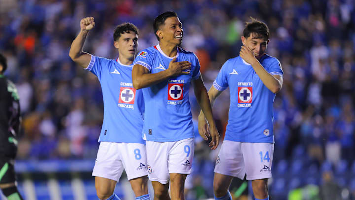 Cruz Azul v FC Juarez - Torneo Apertura 2024 Liga MX