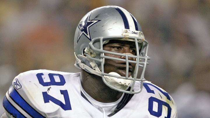 Dallas Cowboys defensive tackle La'Roi Glover Dallas Cowboys defensive tackle La'Roi Glover