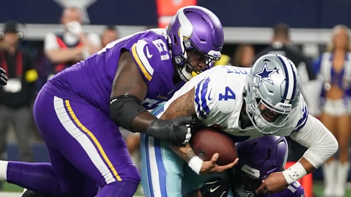 Minnesota Vikings defensive tackle Jalen Redmond