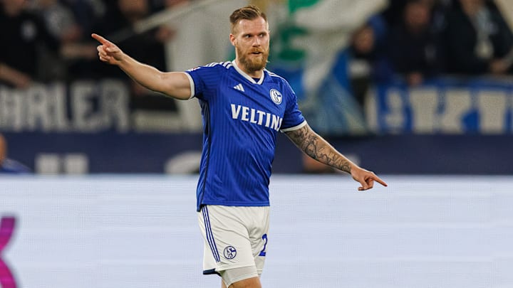 Besonders auf Tomas Kalas dürfte beim S04 gesetzt werden