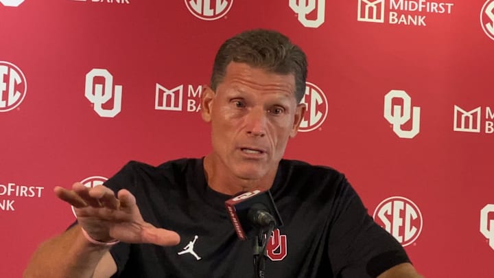 Oklahoma coach Brent Venables