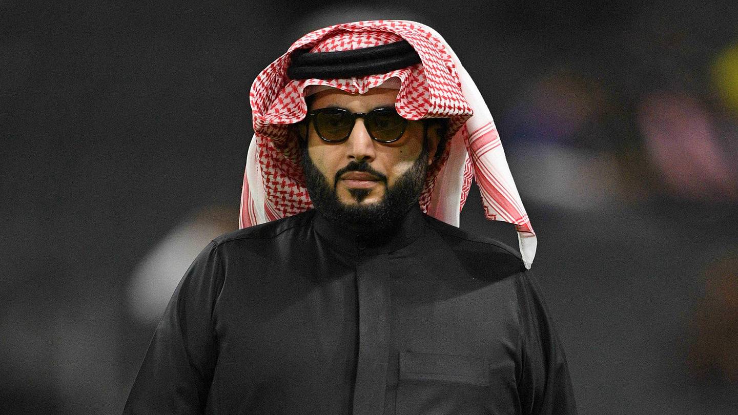 Turki Alalshikh Gives Blunt Verdict on Usyk-Verhoeven Stoppage