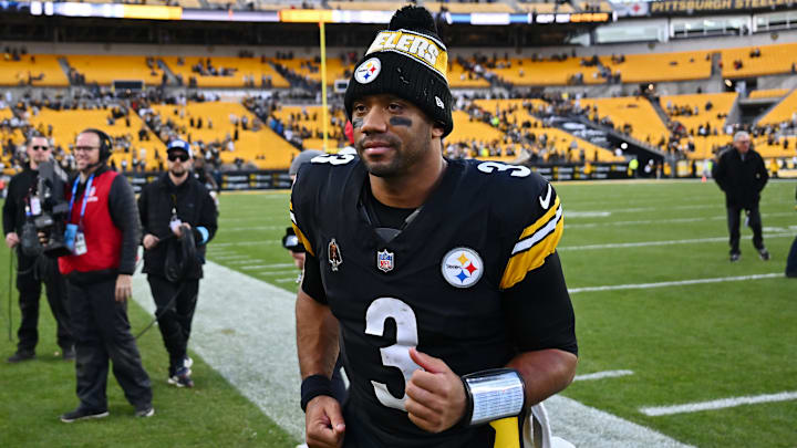 Cleveland Browns v Pittsburgh Steelers