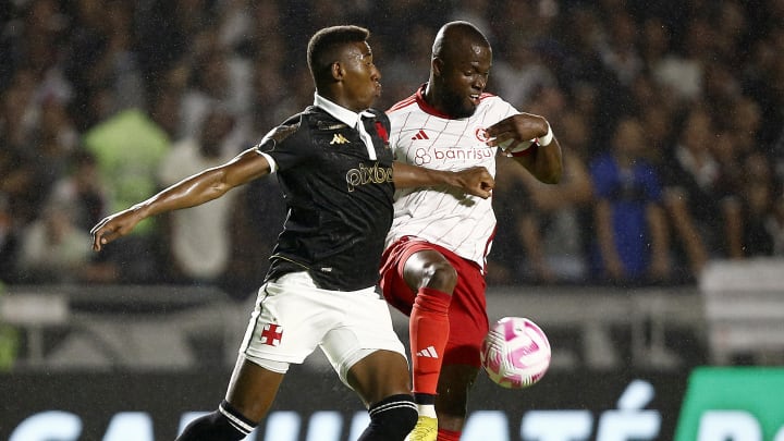 Inter e Vasco se enfrentam em volta ao Beira-Rio Inter e Vasco se enfrentam em volta ao Beira-Rio